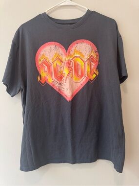 AC/DC Graphic Tee Gray Pink Distressed Rock Band 100% Cotton Sz M